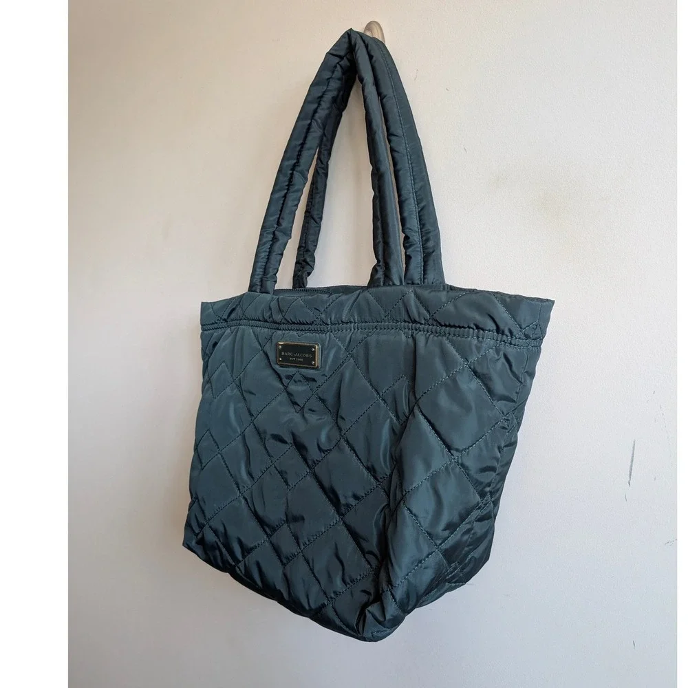 Marc Jacobs Quilted Nylon Tote Bag Forest Green M0016680 302